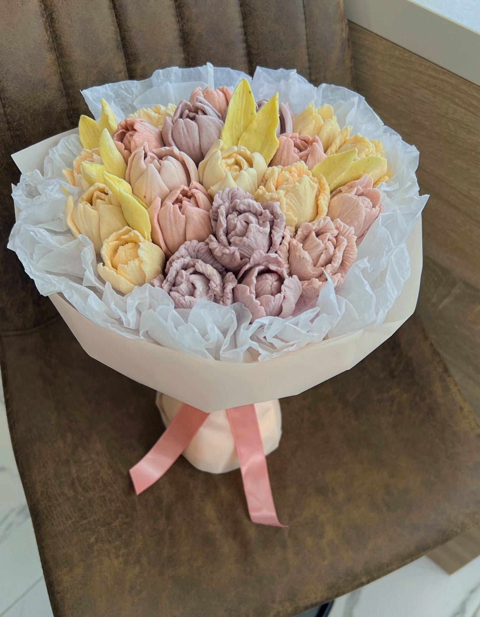 Pure Blush Bouquet M